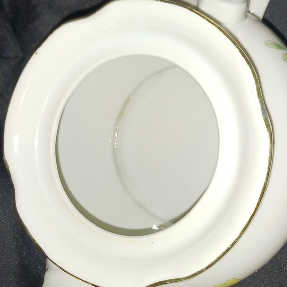 Tea Pot - Picture 5 of 7